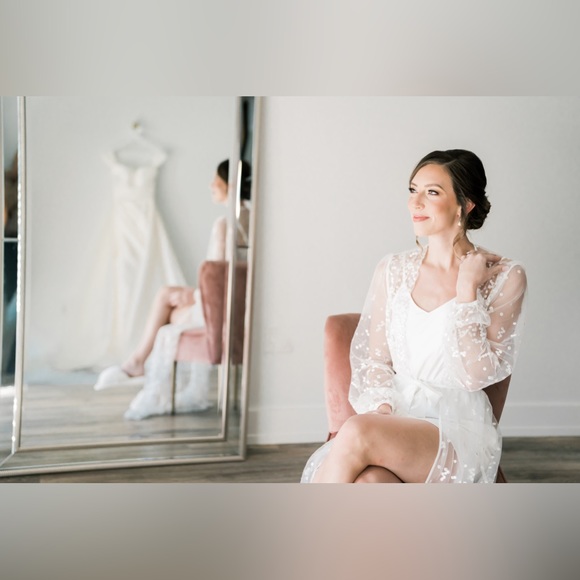 LE ROSE ADELINA SPOT LACE MAXI - INCLUDES SLIP - Picture 6 of 6